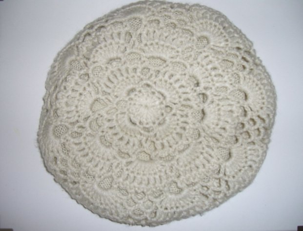 NEU BASKENMÜTZE GEFÜTTERT STRICKMÜTZE HÄKEL NUDE BEIGE