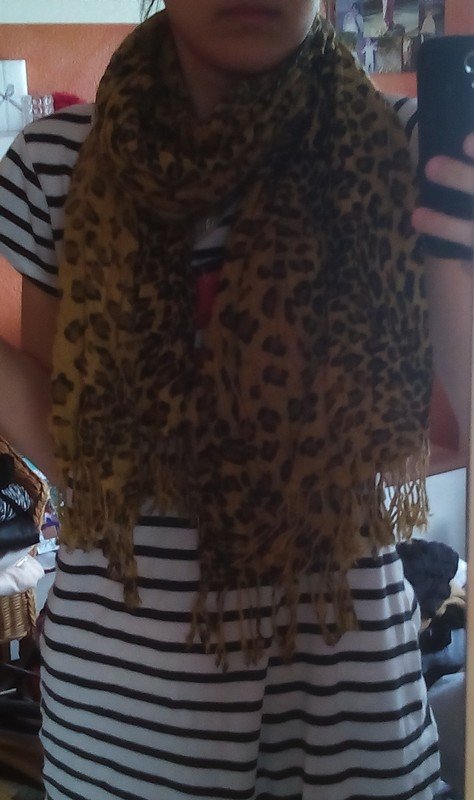 Damentuch Schal Kopftuch Muster leoprint Plüsch onesize Print