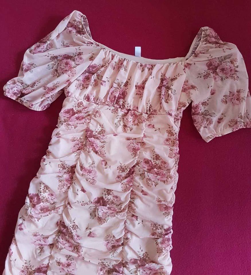 Wunderschönes Stretchkleid gr 36/38 von Only