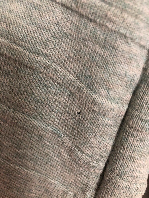 Dicker mintgrüner Pulli mit Streifen