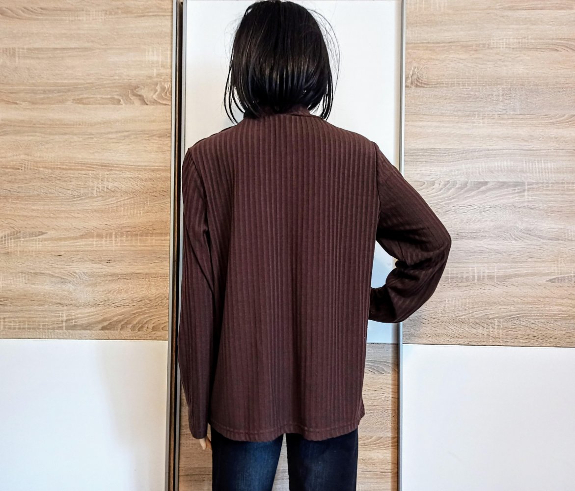 Schönes Langarm-Shirt in braun von Janina
