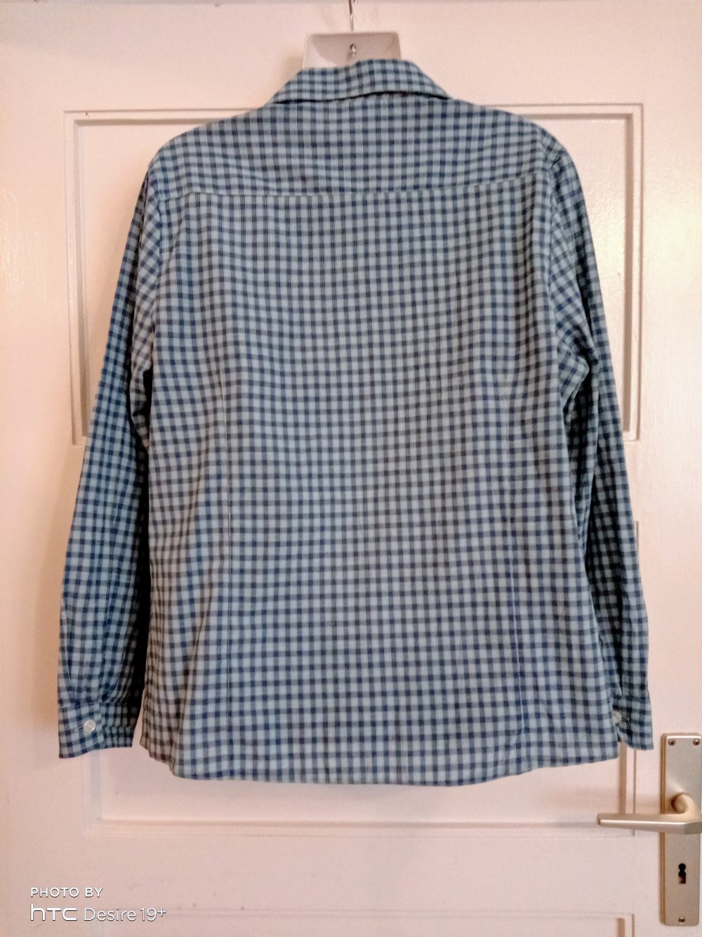 Sehr schöne karierte Bluse von Yorn 