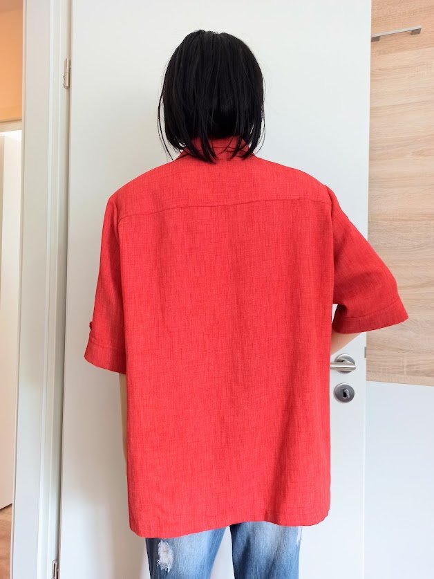 Sehr schöne Bluse in rot