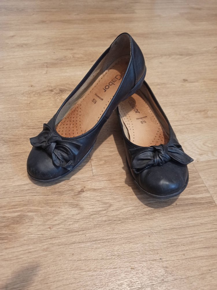 Tolle Ballerina in schwarz von Gabor