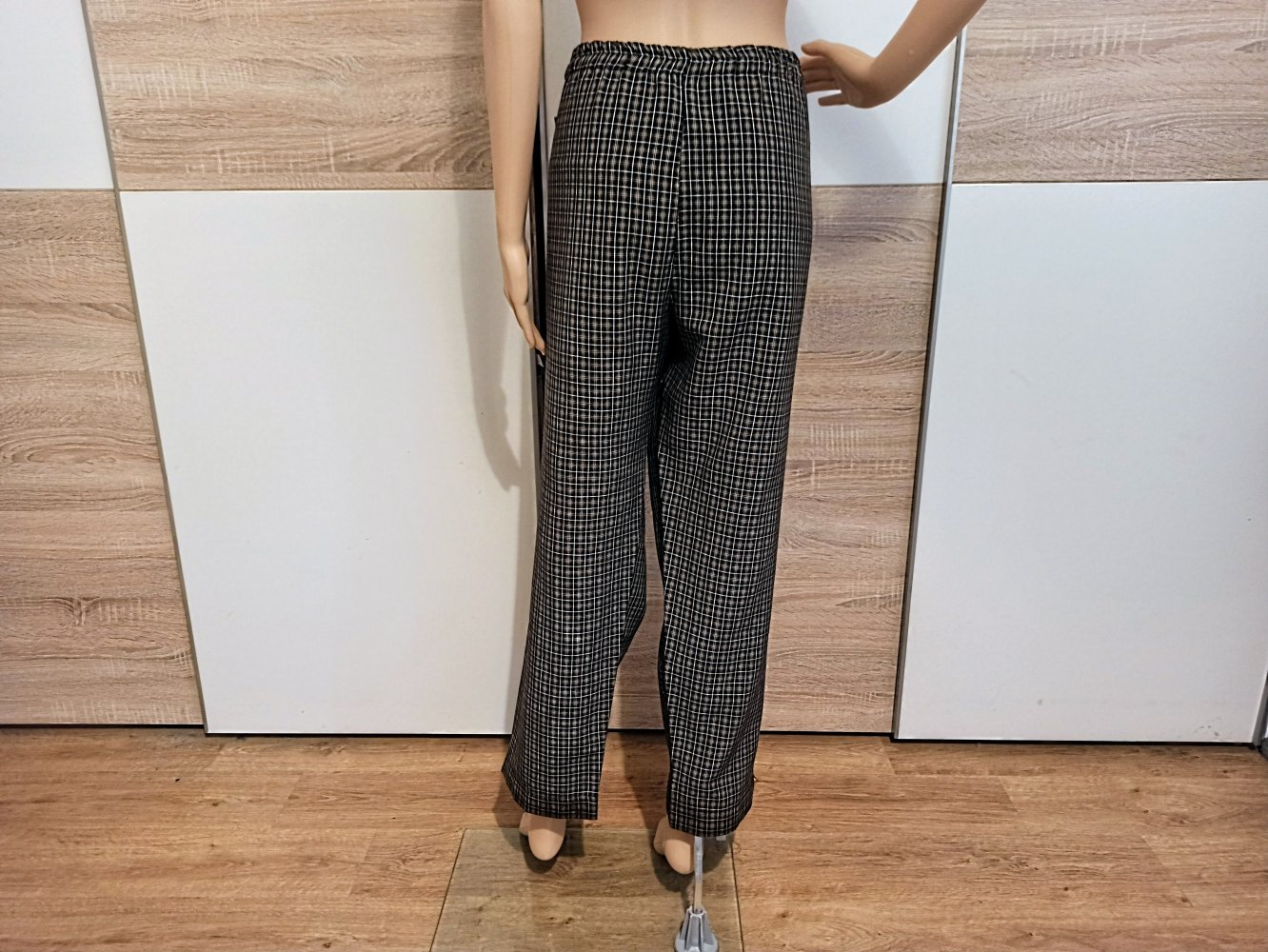 Schöne karierte Hose