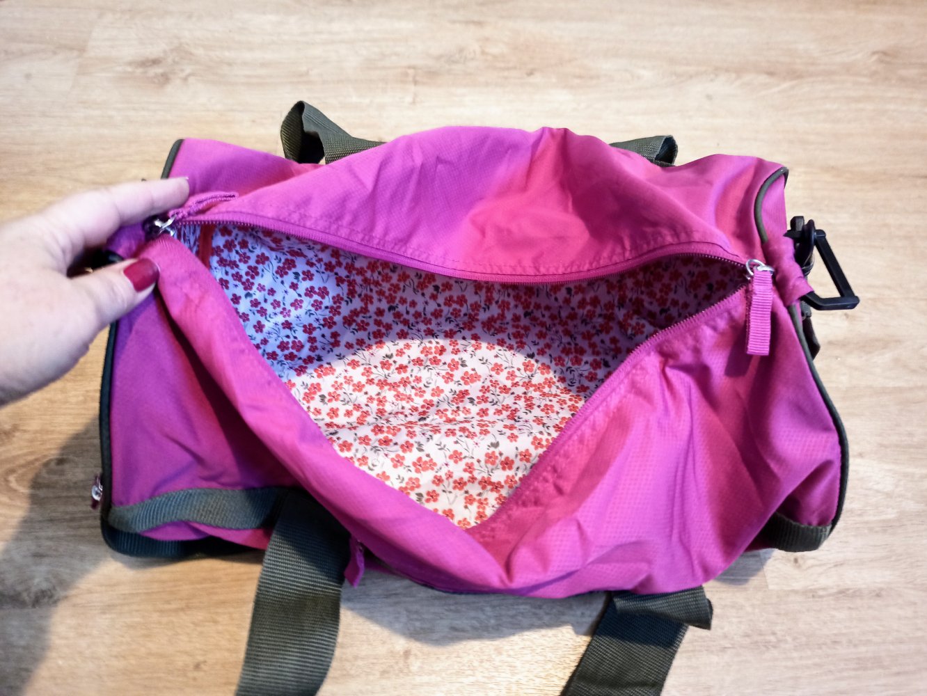 Schöne Sport-Tasche in pink