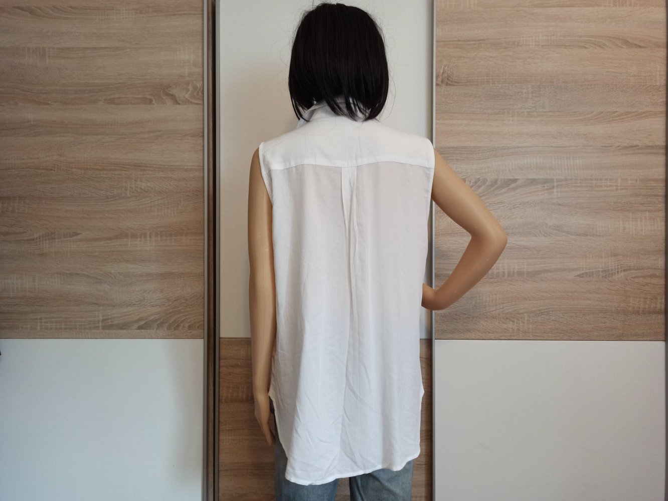 Schöne Bluse in weiß von Amisu