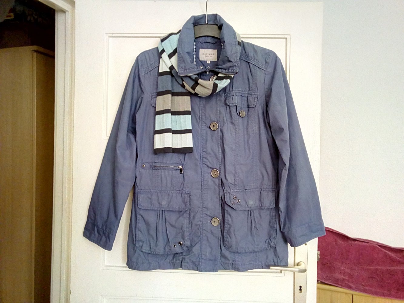 Tolle leichte Jacke von Bexleys in Blau
