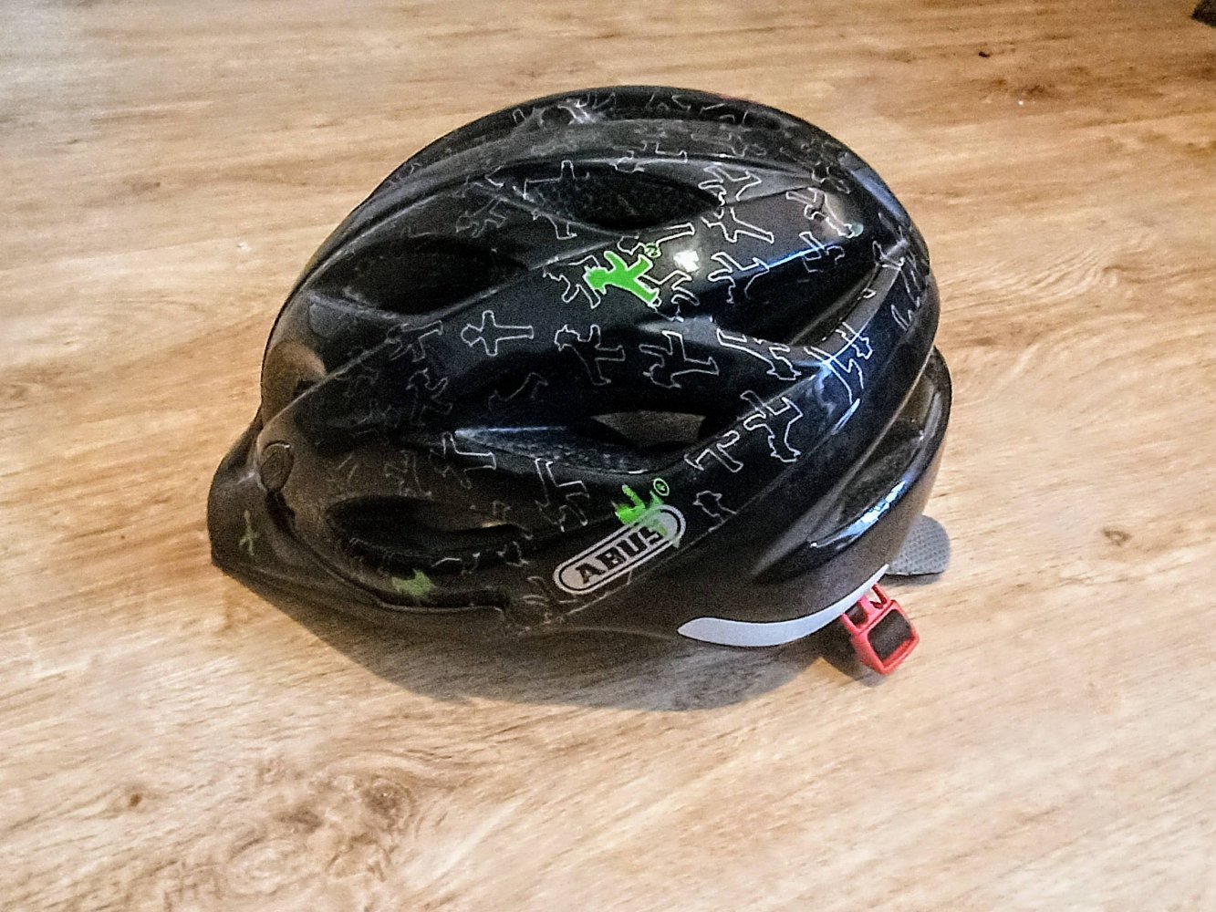 Fahrradhelm von Abus in schwarz