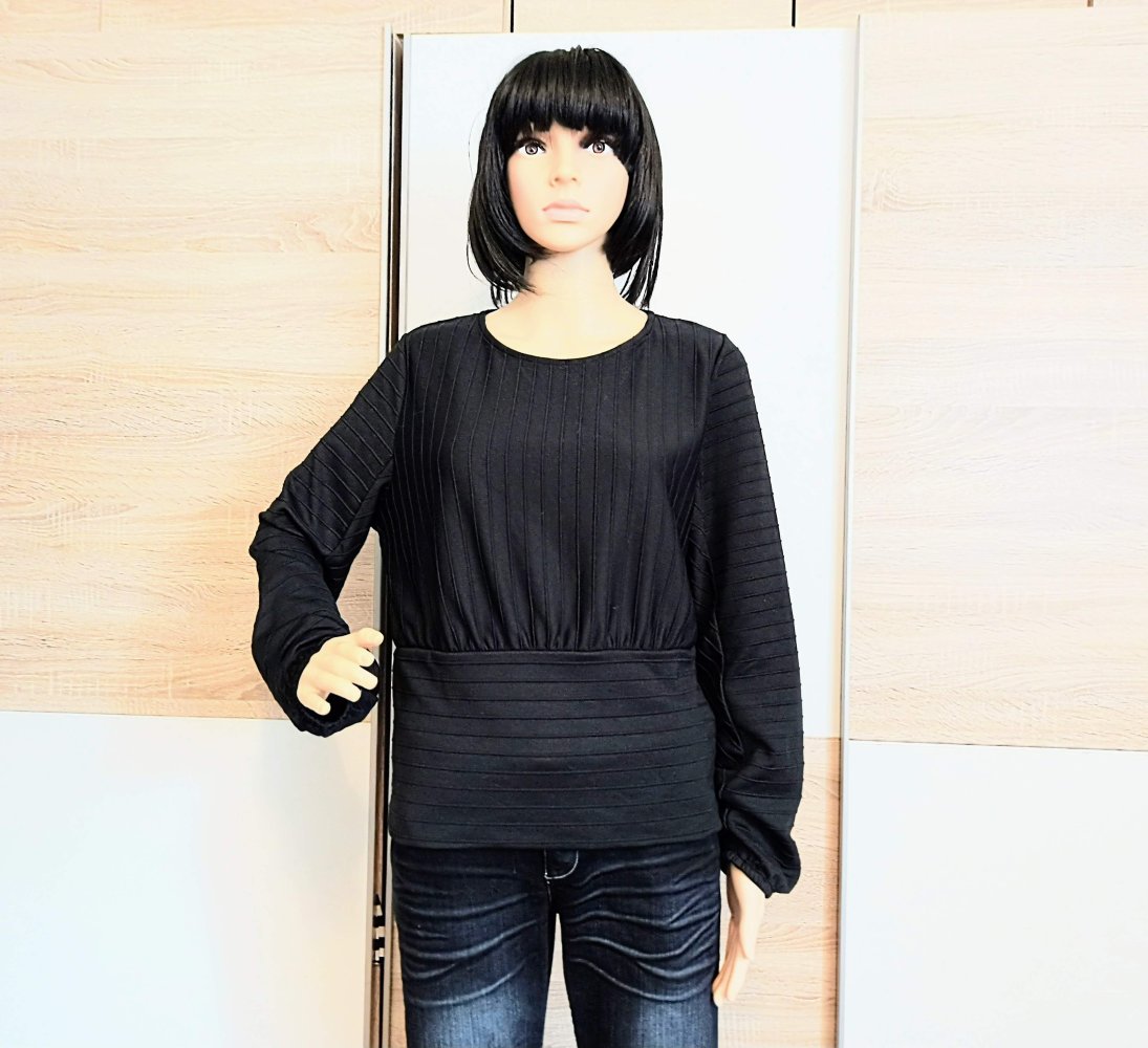 Schöne Bluse in schwarz von H&M