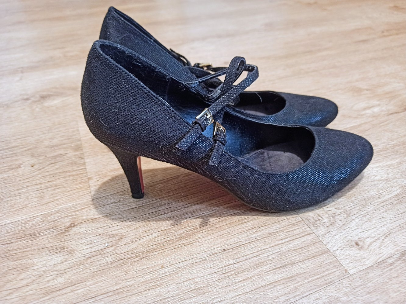 Tolle Damen Pumps in Schwarz von Young Sprint