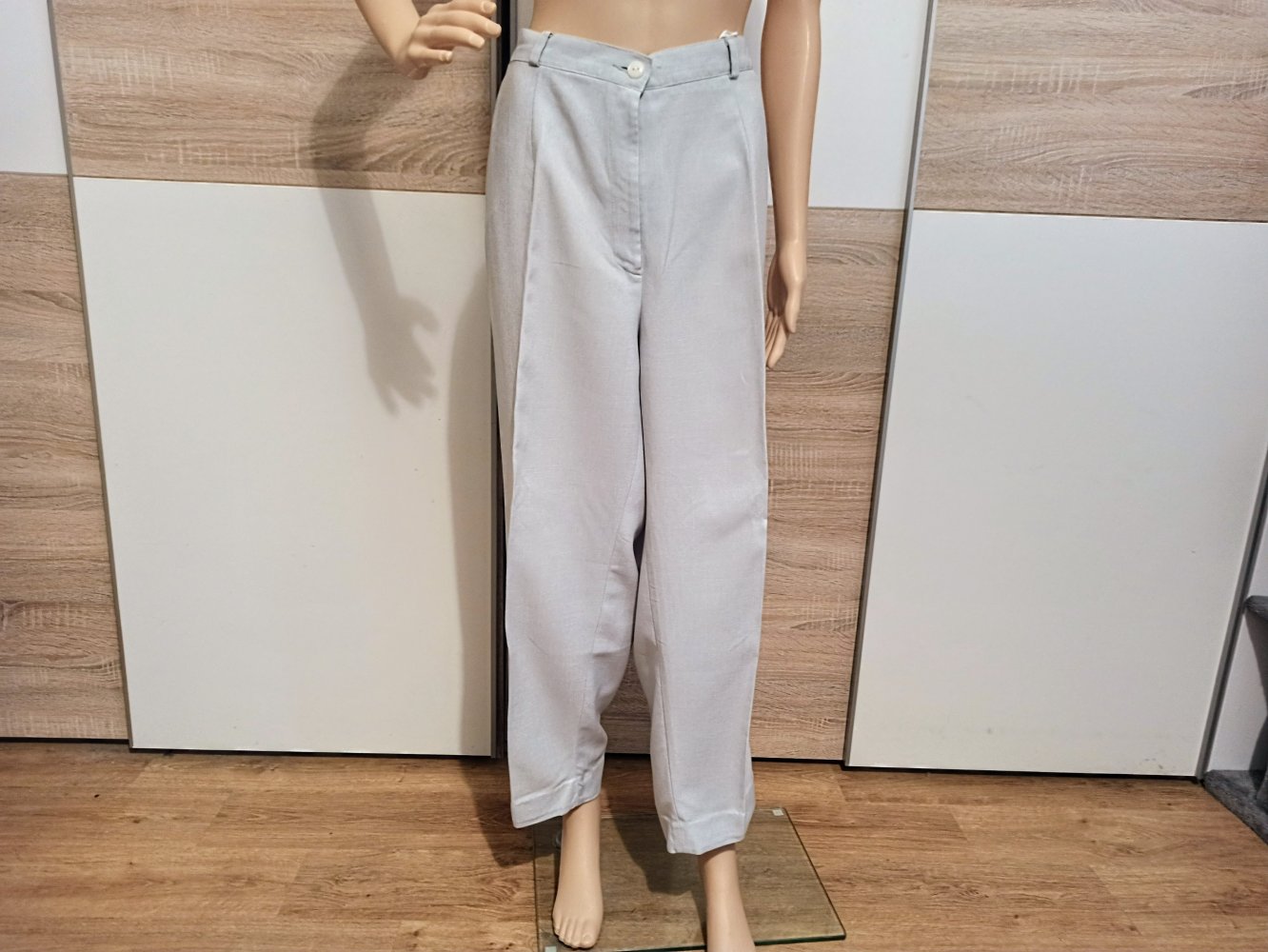 Schöne Hose in grau von Myly Mode