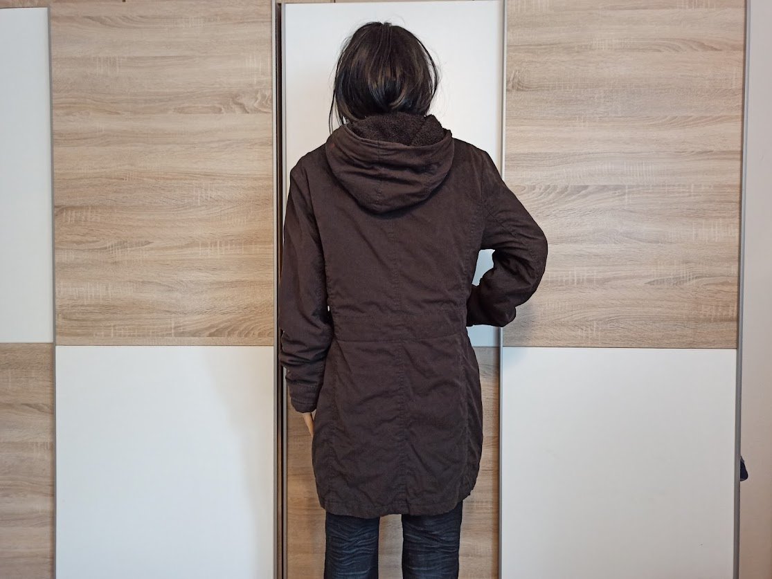 Schöne Jacke in braun mit Kapuze von Street One