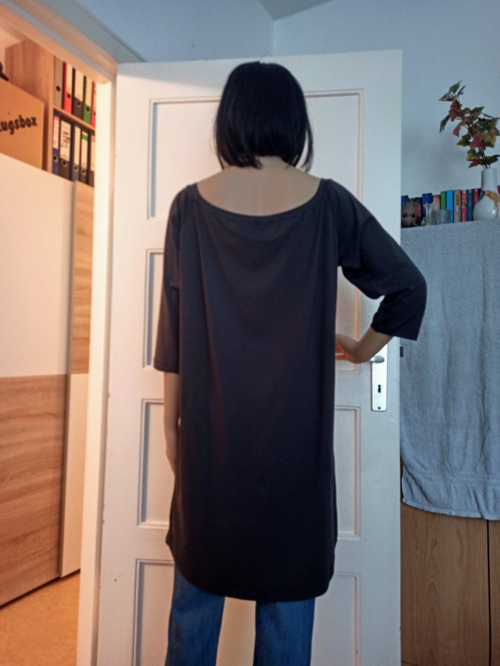 Schönes Lässiges Kleid in grau von Mat Fashion 