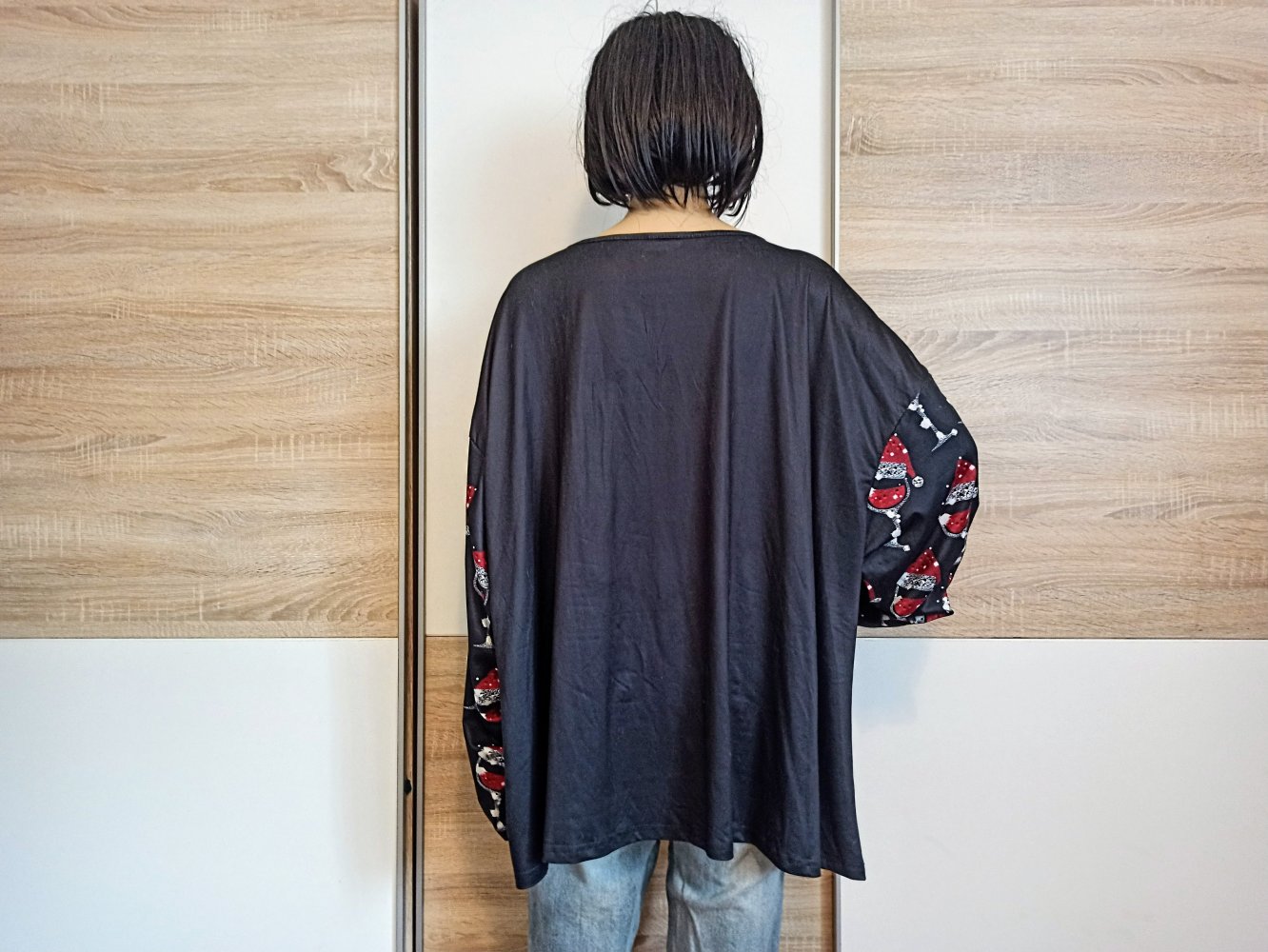 Schönes Langarm-Shirt in schwarz von Shein