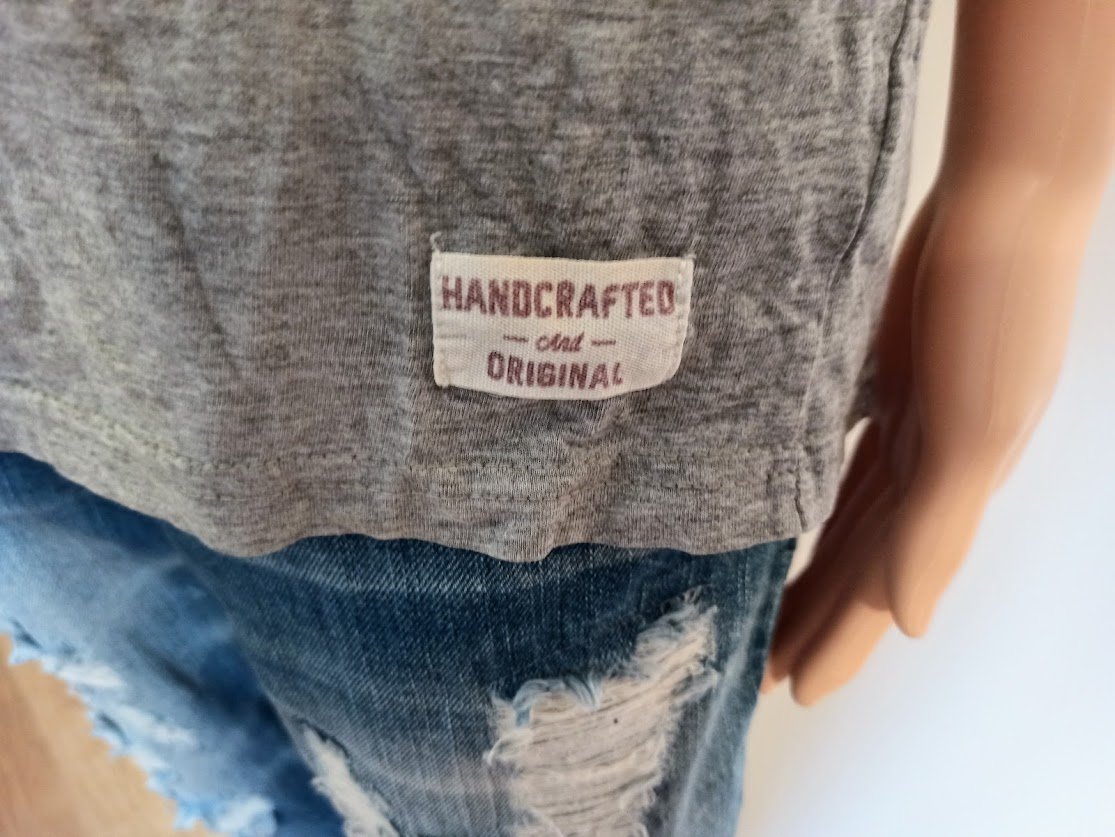 Sehr schönes T-Shirt von Cargo in grau
