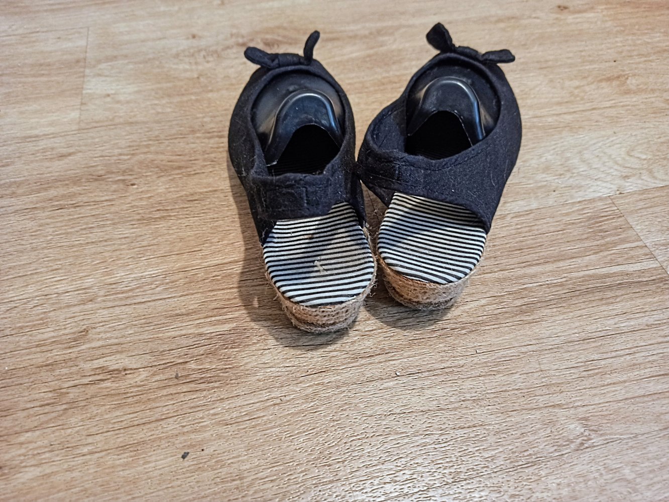 Tolle Damen Sandalen in schwarz