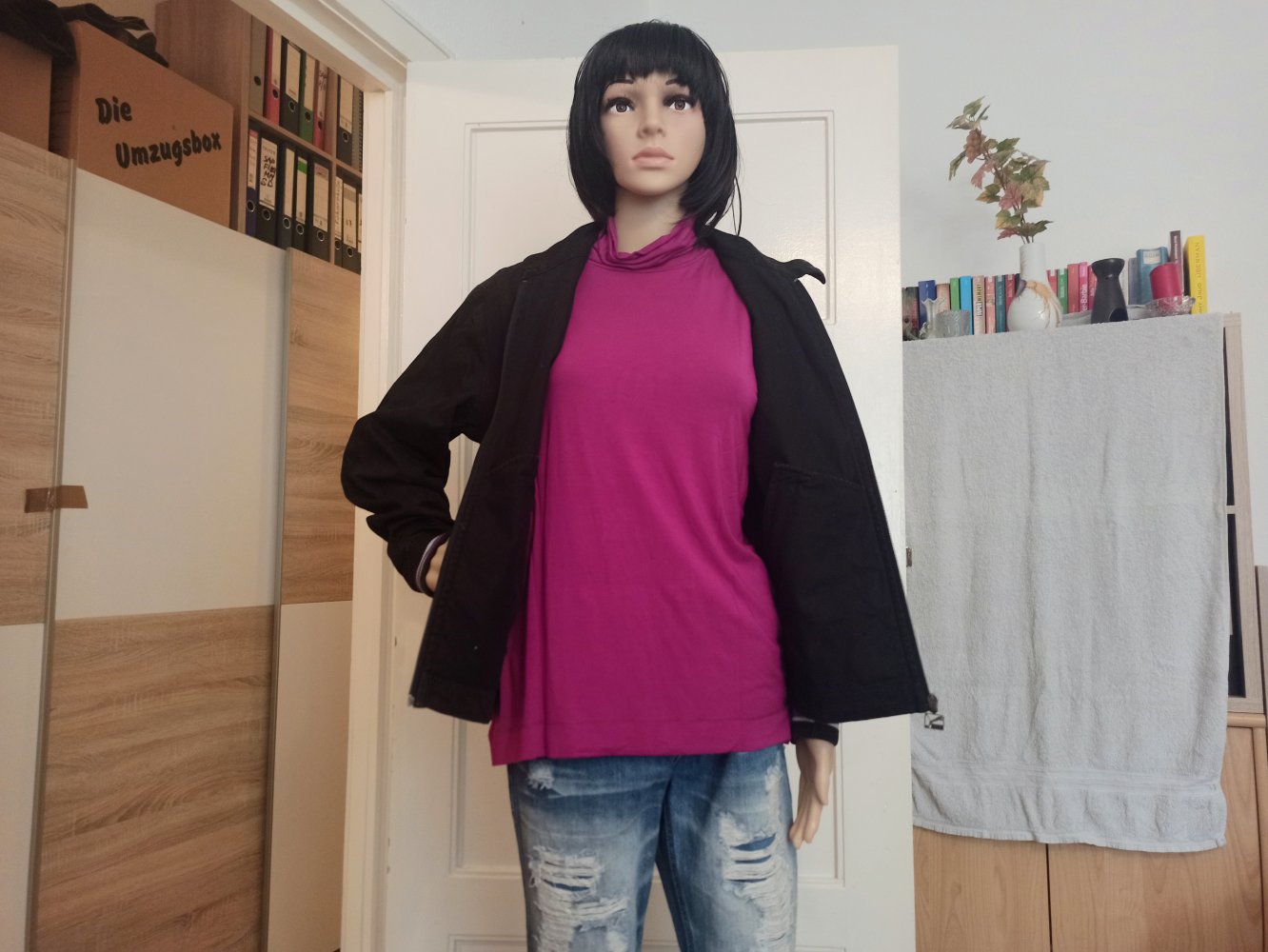 Schöne Jacke von PUMA in schwarz 