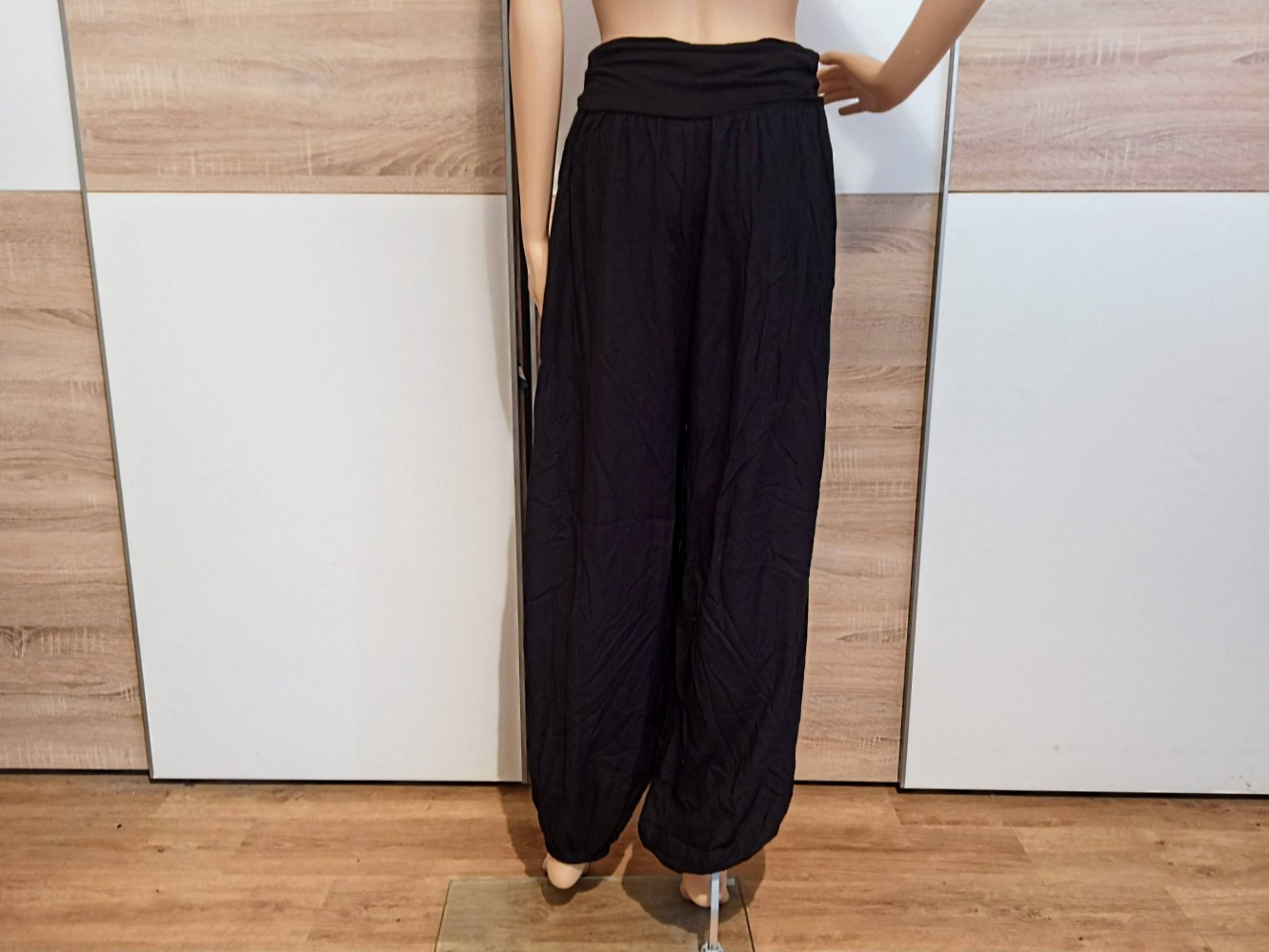 Schöne Hose in schwarz von Gina Benotti