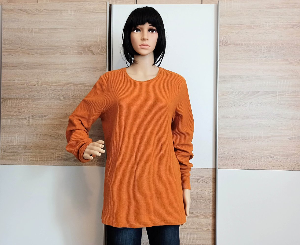 Schöner Pullover in orange von Smog