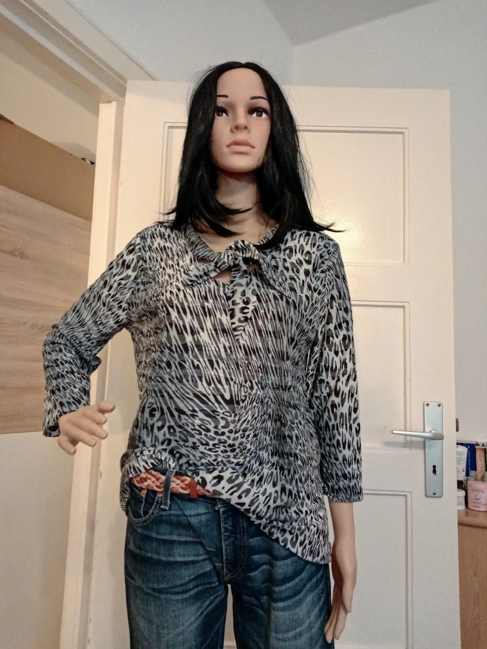 Schöner Langarm-Shirt von Amira 