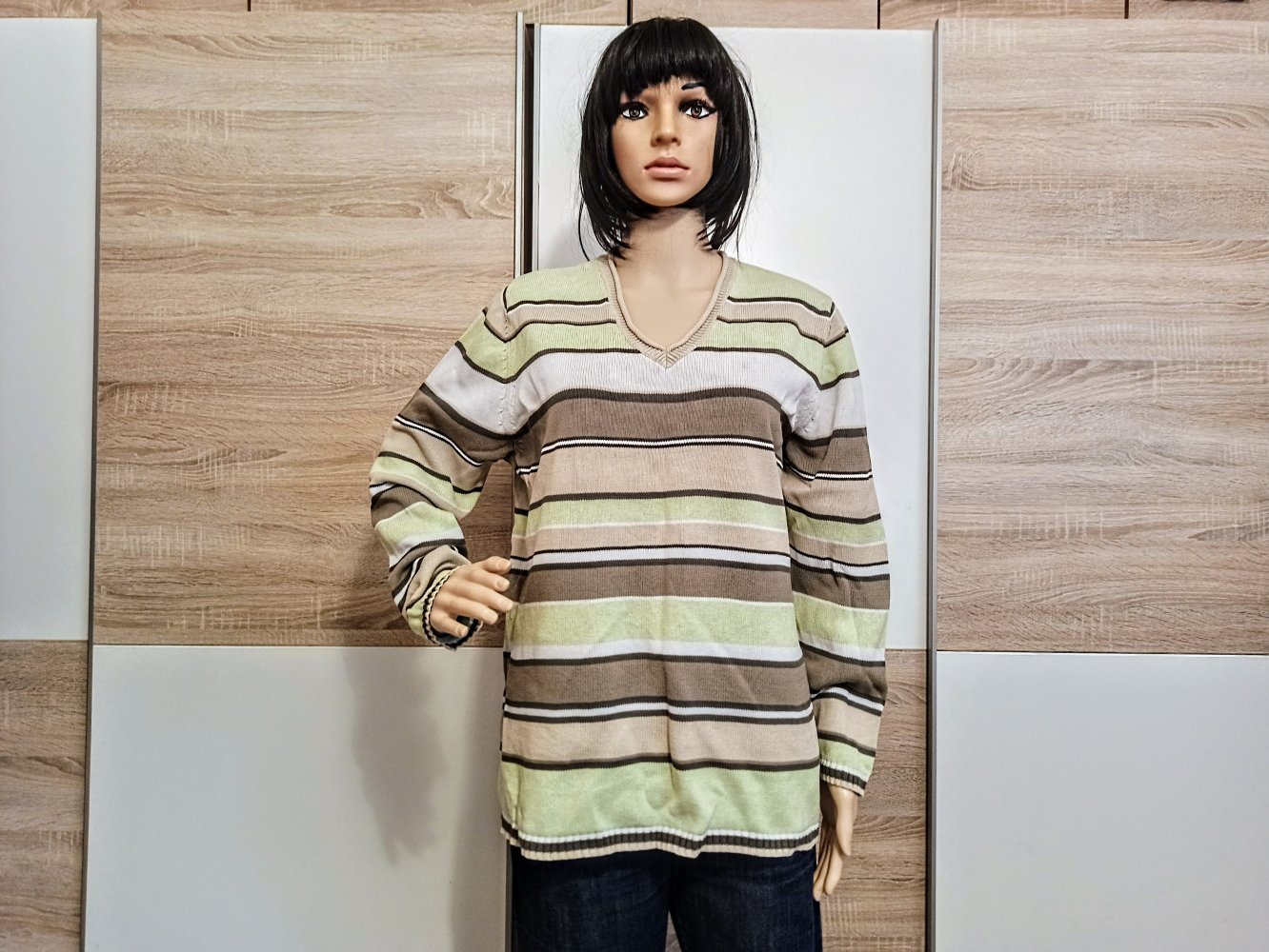 Schöner gestreifter Pullover in Khaki/grün/weiß von Gerry Weber