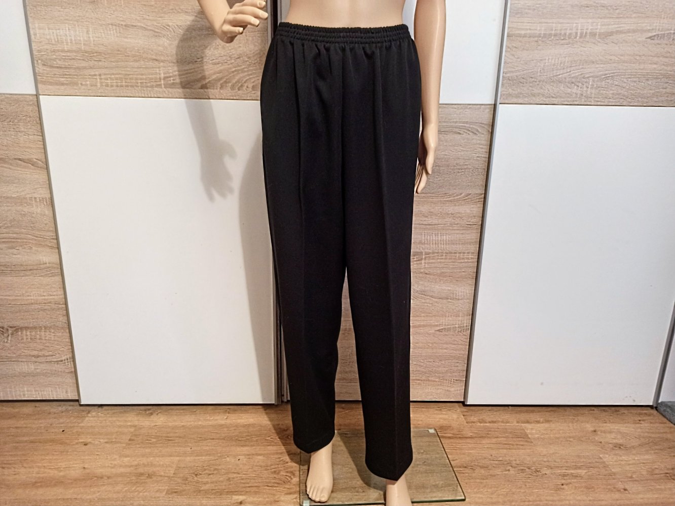 Schöne Hose in schwarz