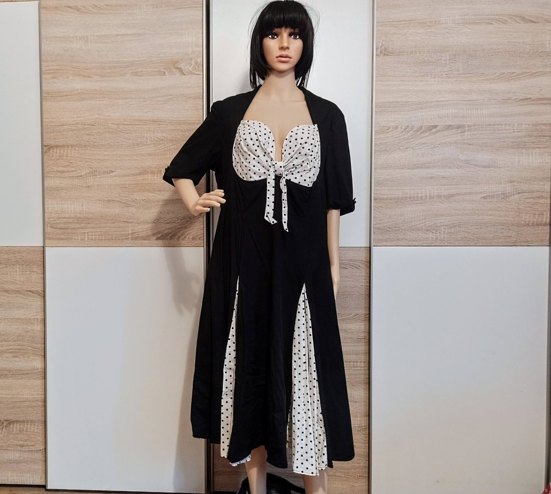 Schönes Kleid schwarz/weiß von Chic Star