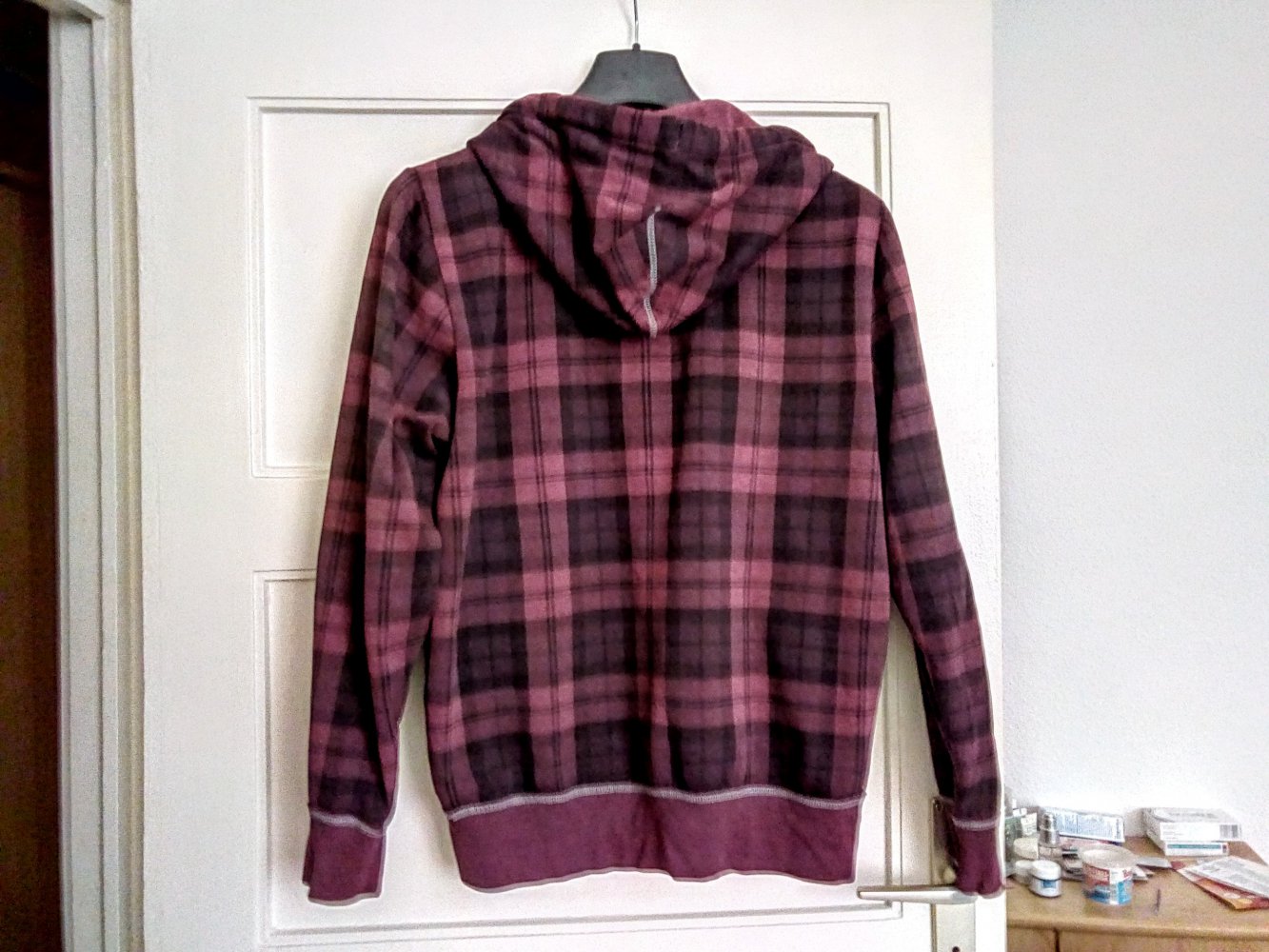 Schöne karierte Jacke von H&M
