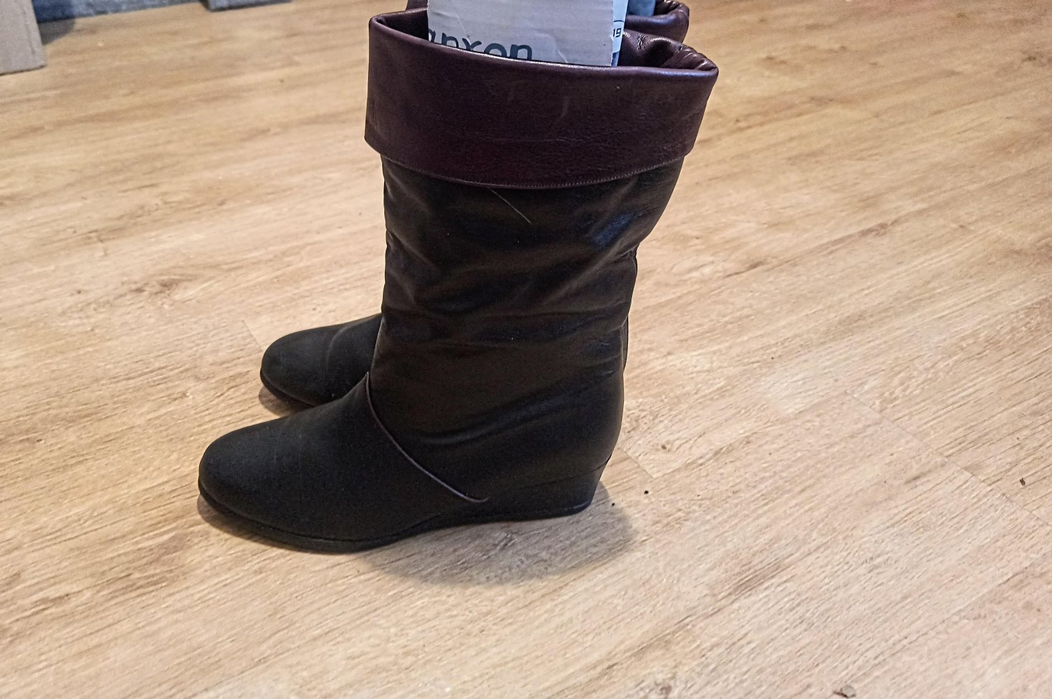 Tolle Stiefeletten in schwarz/braun von Semler