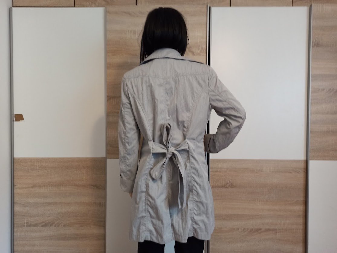 Schöne Jacke in grau von Blue Flame
