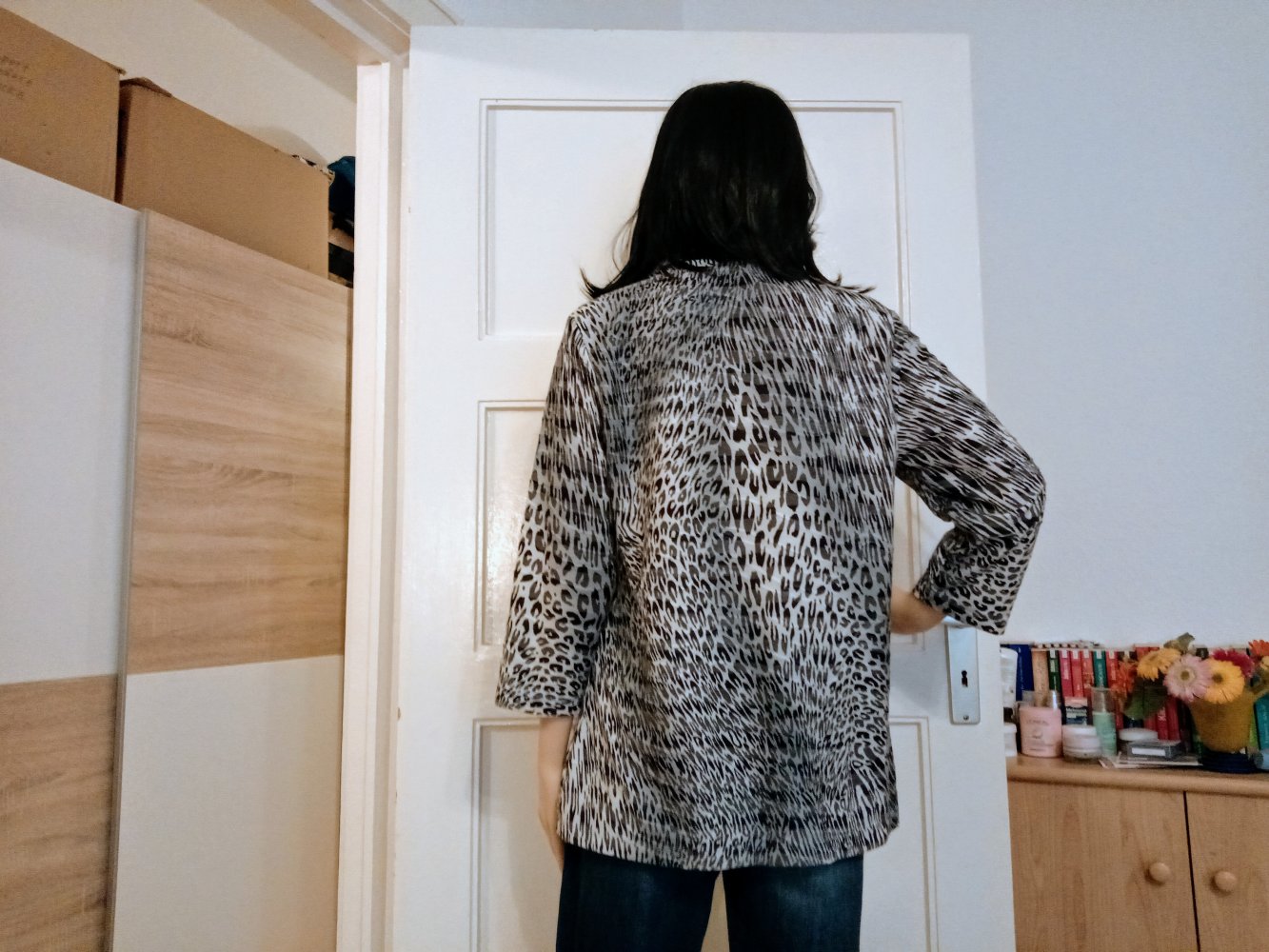 Schöner Langarm-Shirt von Amira 