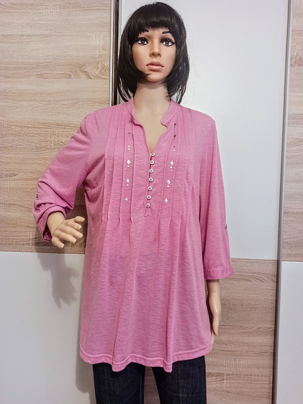 Schönes Langarm-Shirt in Rose mit Strasssteinen