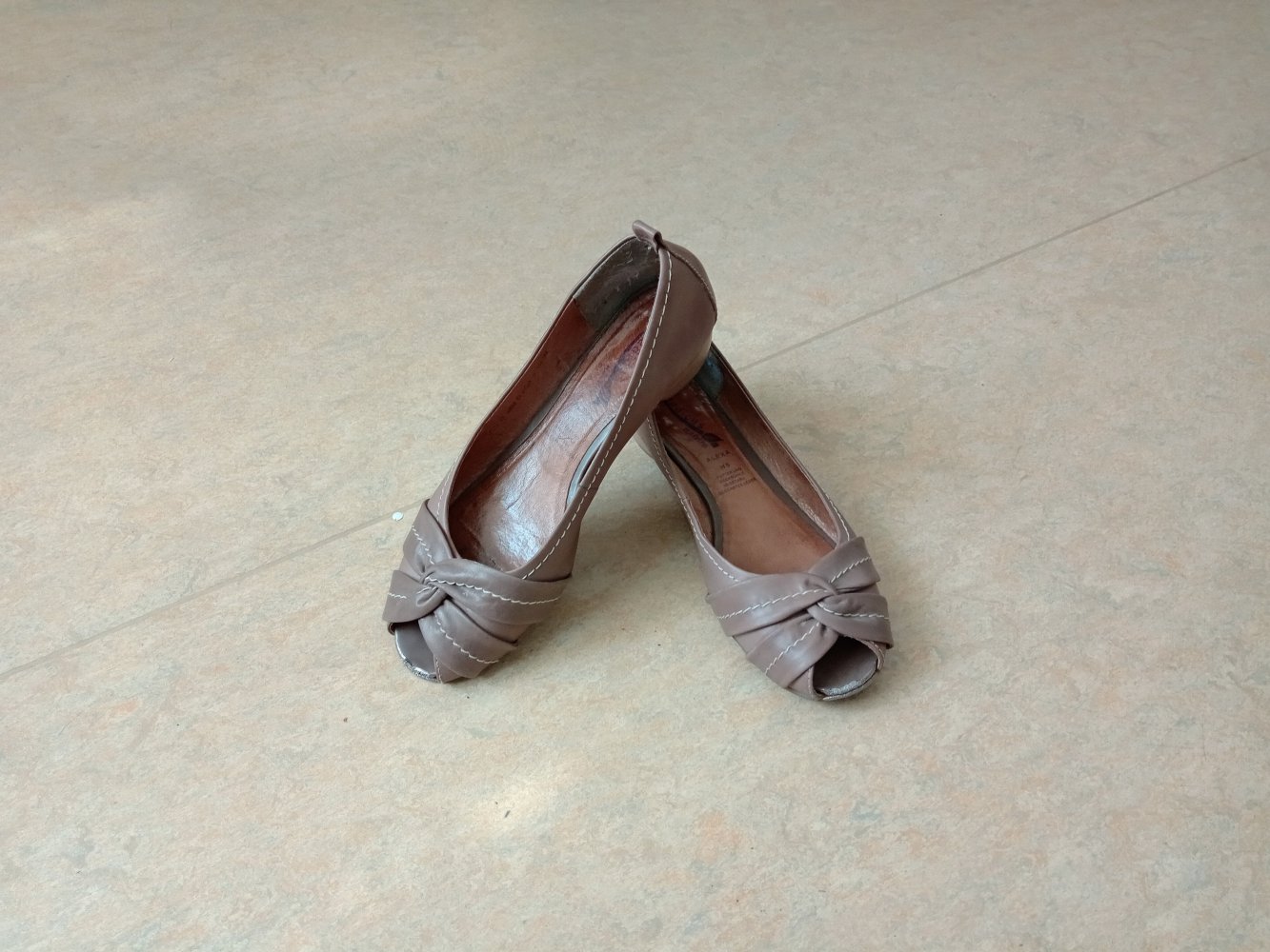 Tolle Damen Echtleder Schuhe von medicus