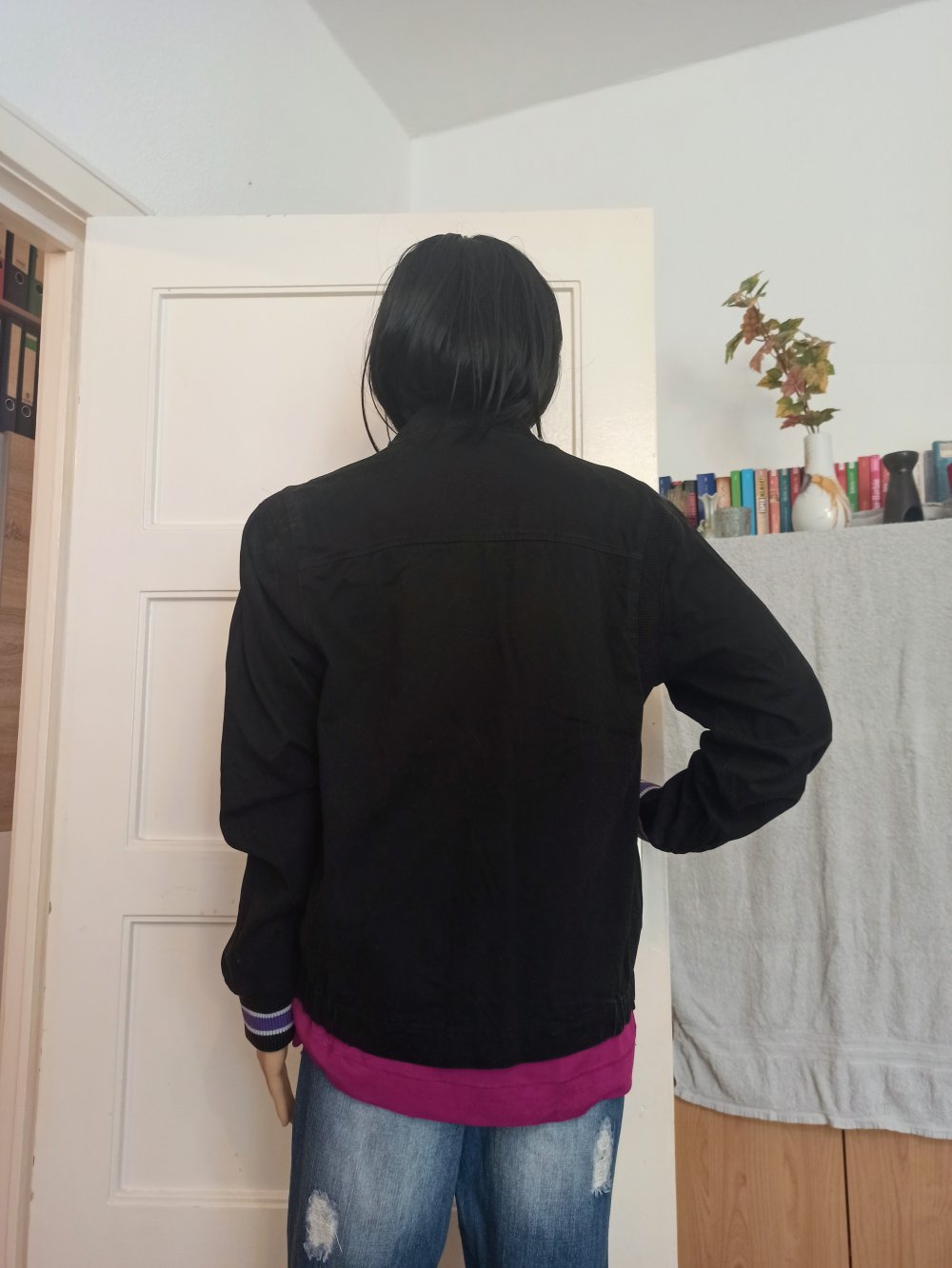 Schöne Jacke von PUMA in schwarz 