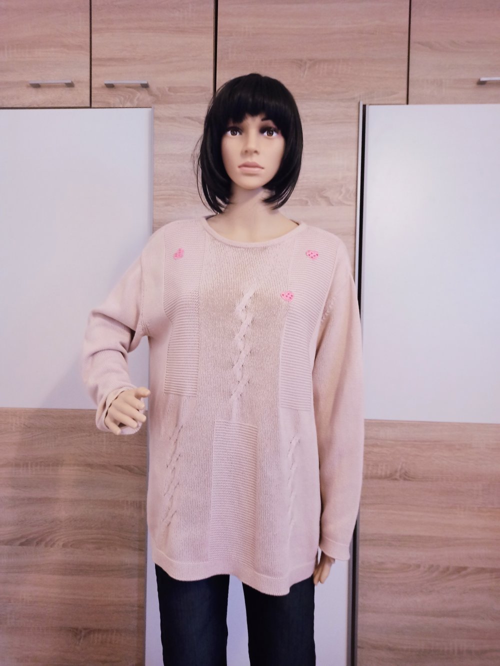 Schöner Pullover in rosa mit kleine Herzen von Joy