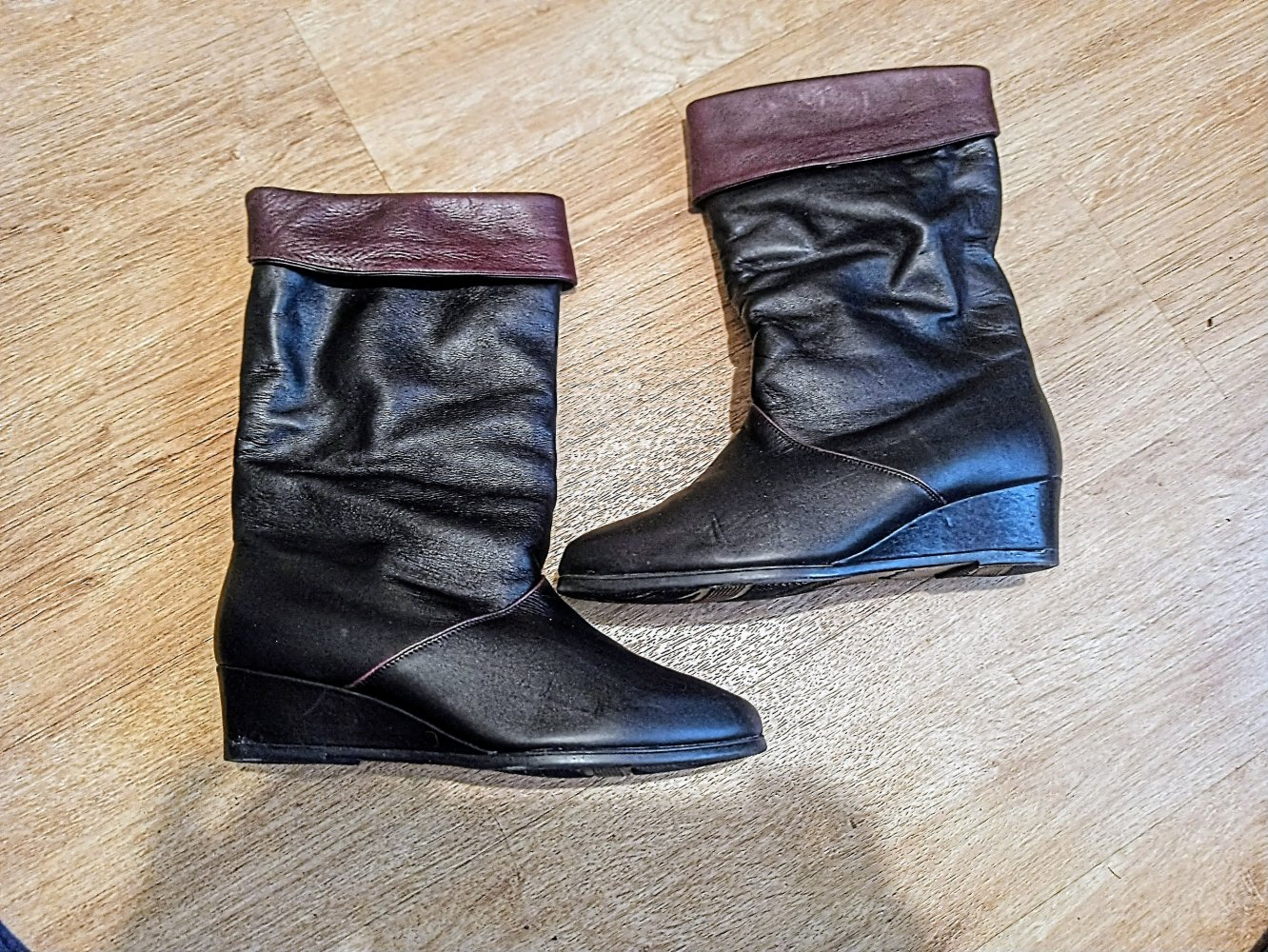 Tolle Stiefeletten in schwarz/braun von Semler