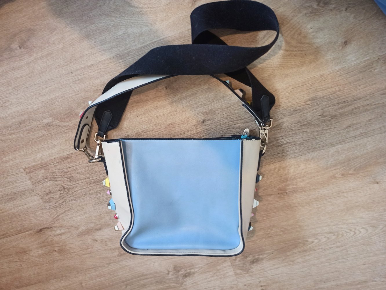 Schöne Leder-Tasche blau/creme Nas Bags