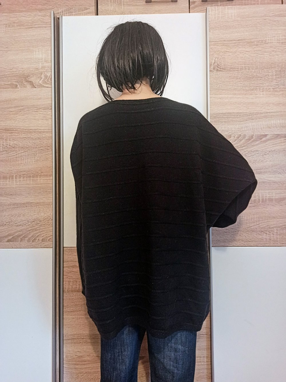 Schöner Pullover in schwarz von Canda