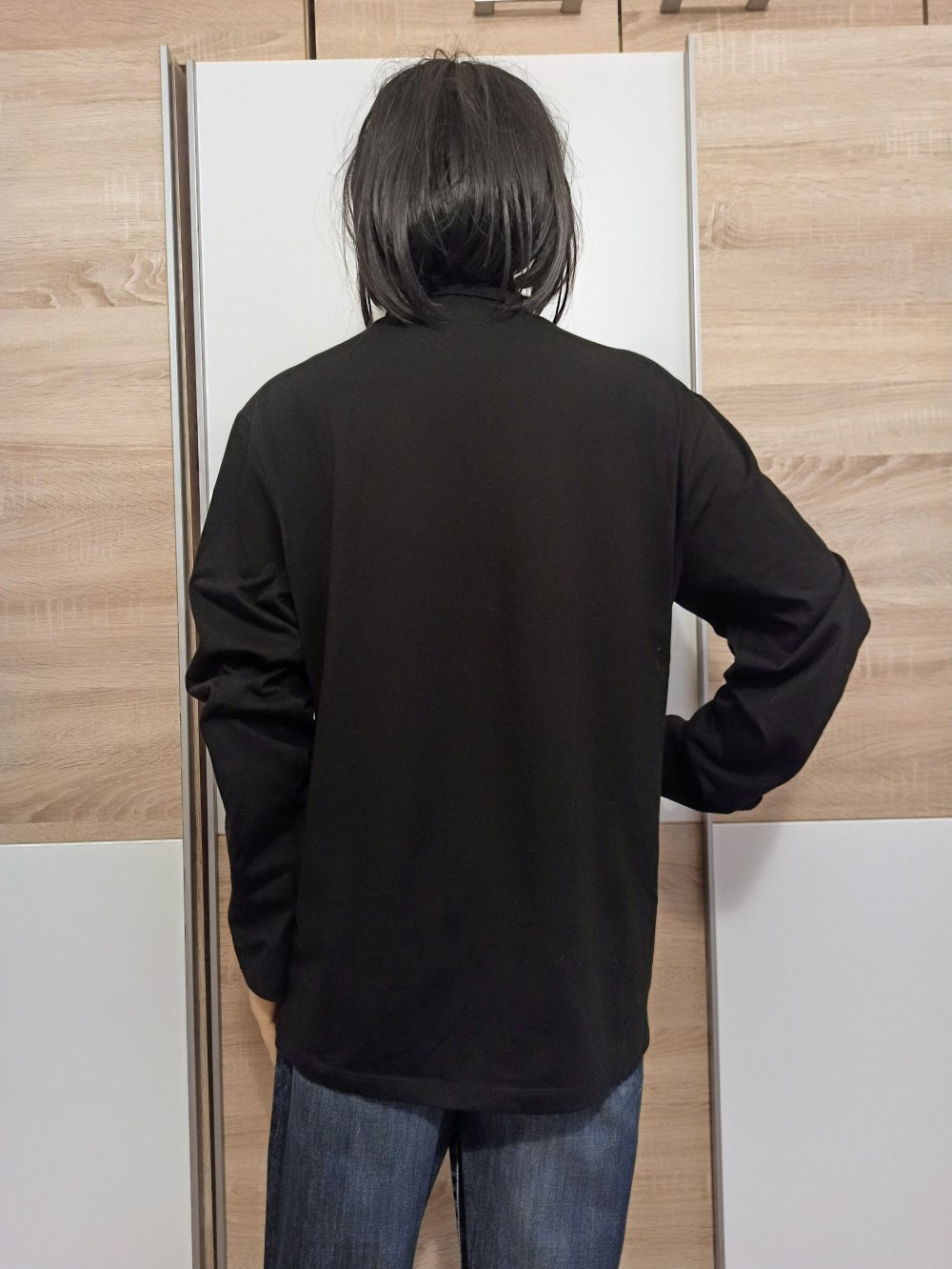 Schönes Langarm-Shirt in schwarz von Alegra K. 