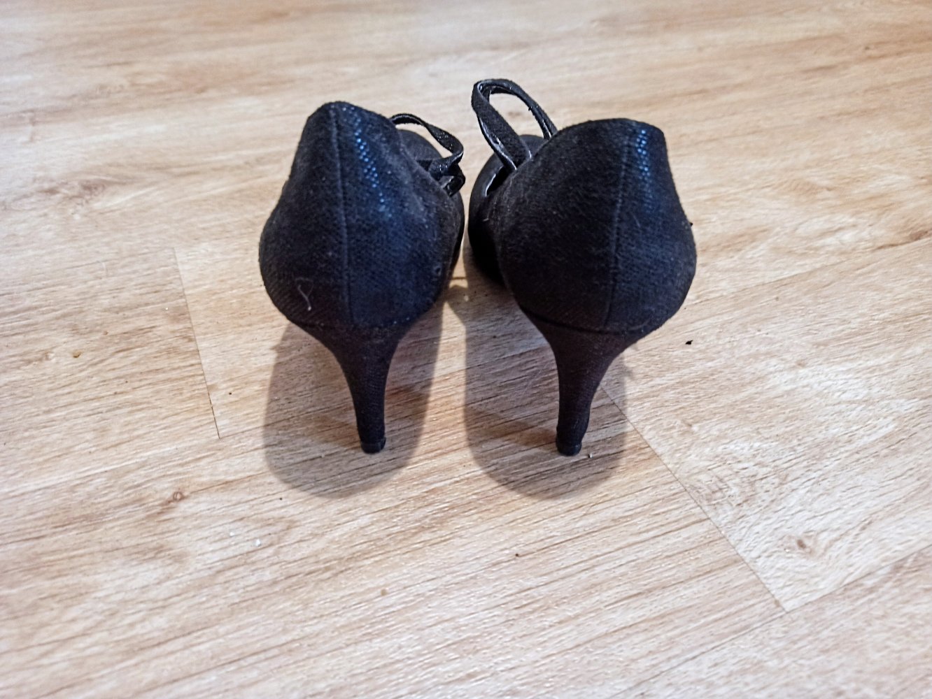 Tolle Damen Pumps in Schwarz von Young Sprint