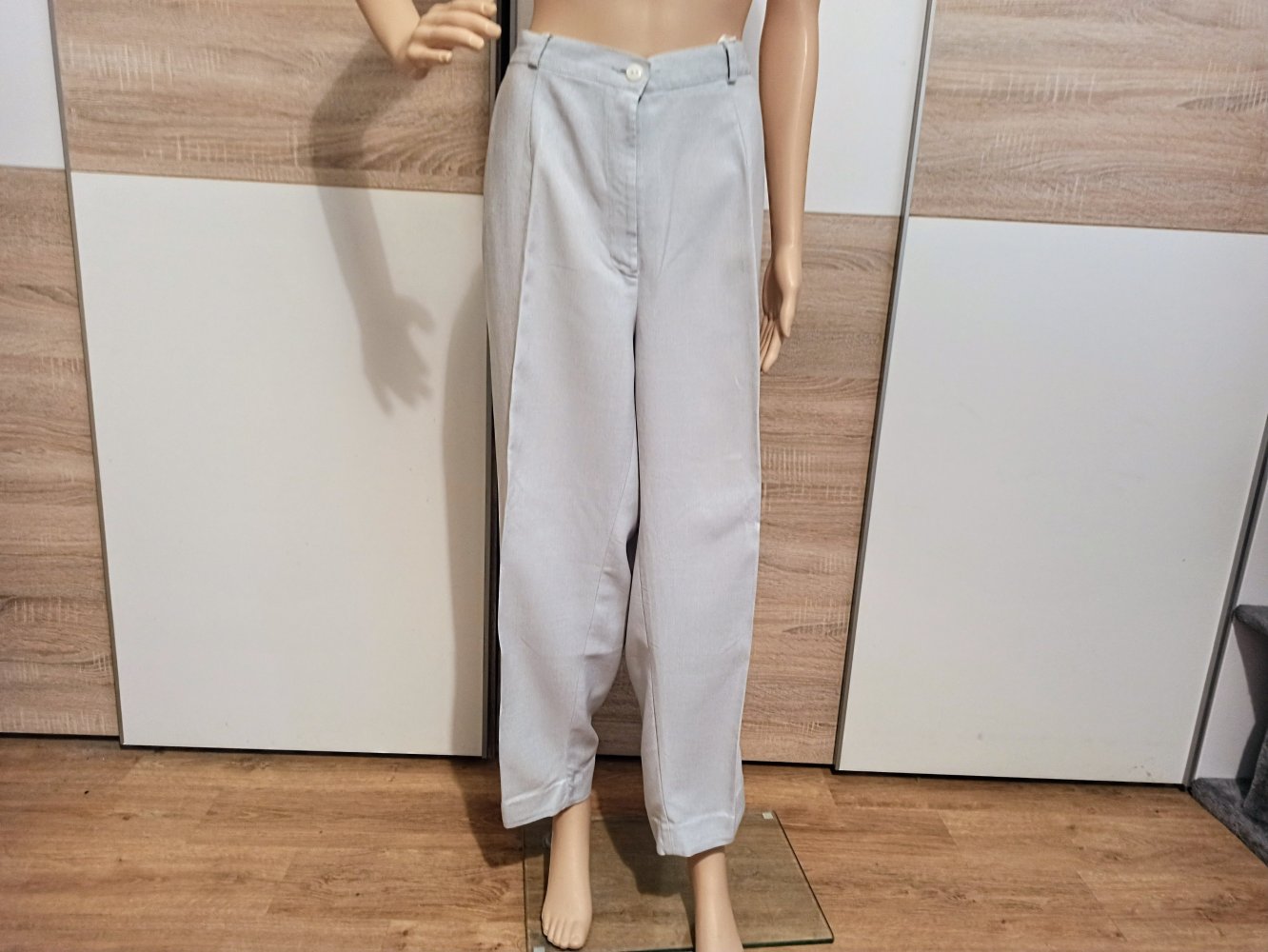 Schöne Hose in grau von Myly Mode