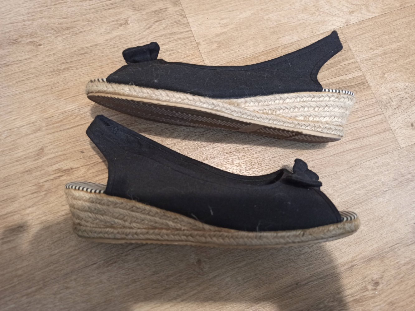 Tolle Damen Sandalen in schwarz