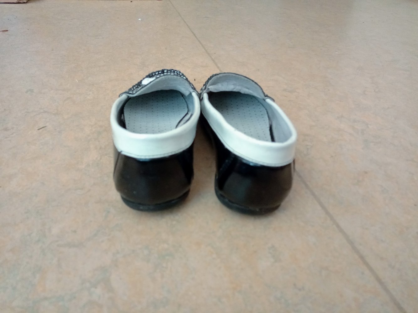 Tolle Damen Echtleder Schuhe von naturläufer 