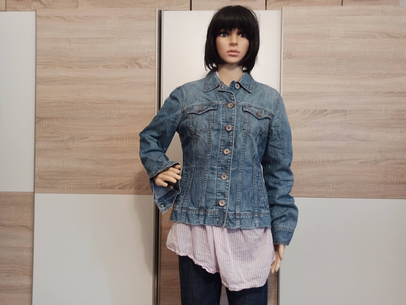 Schöne Jeans-Jacke von Esprit