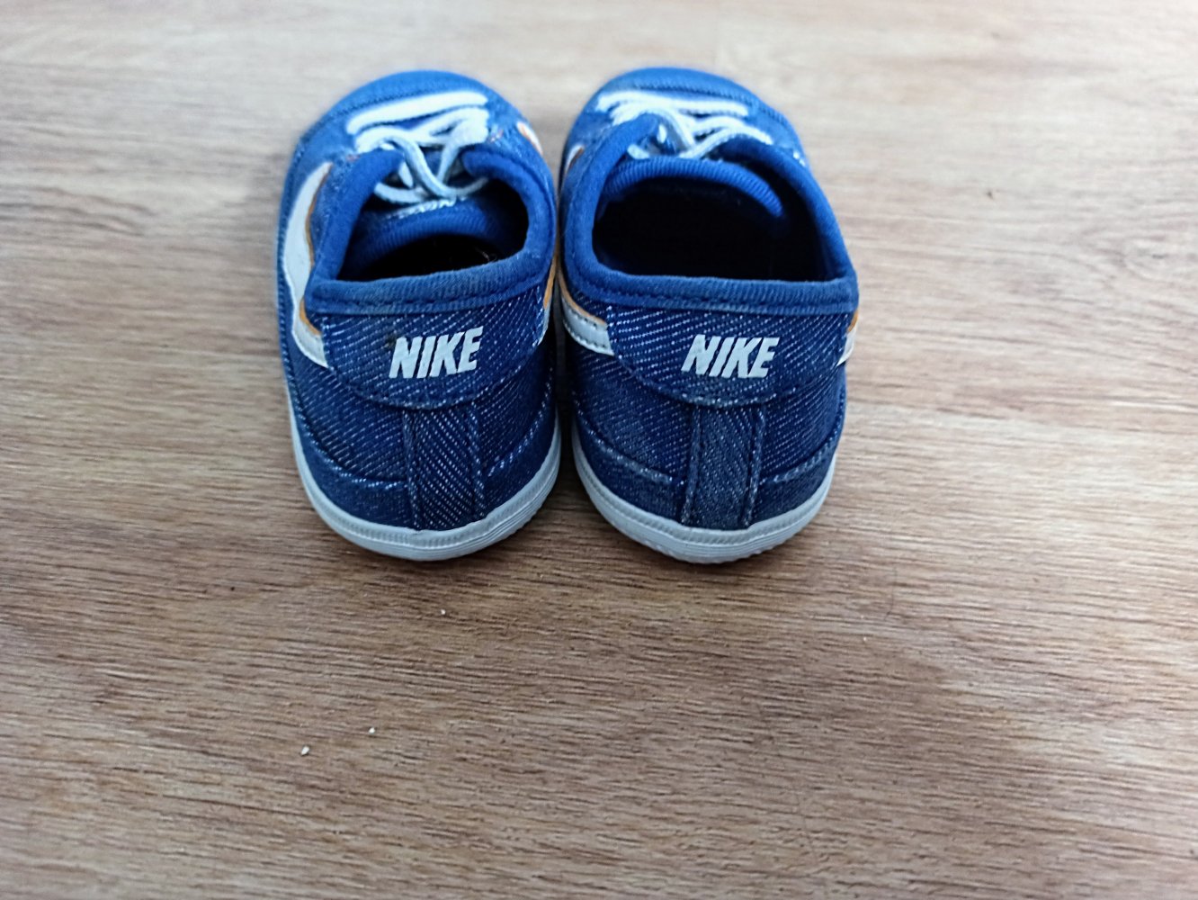 Schöne Kinder-Sneakers in blau von Nike