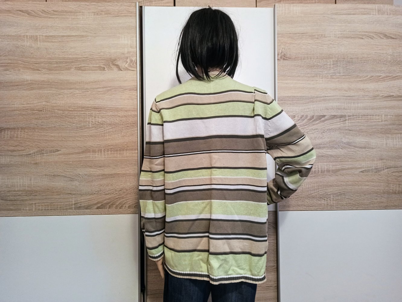 Schöner gestreifter Pullover in Khaki/grün/weiß von Gerry Weber