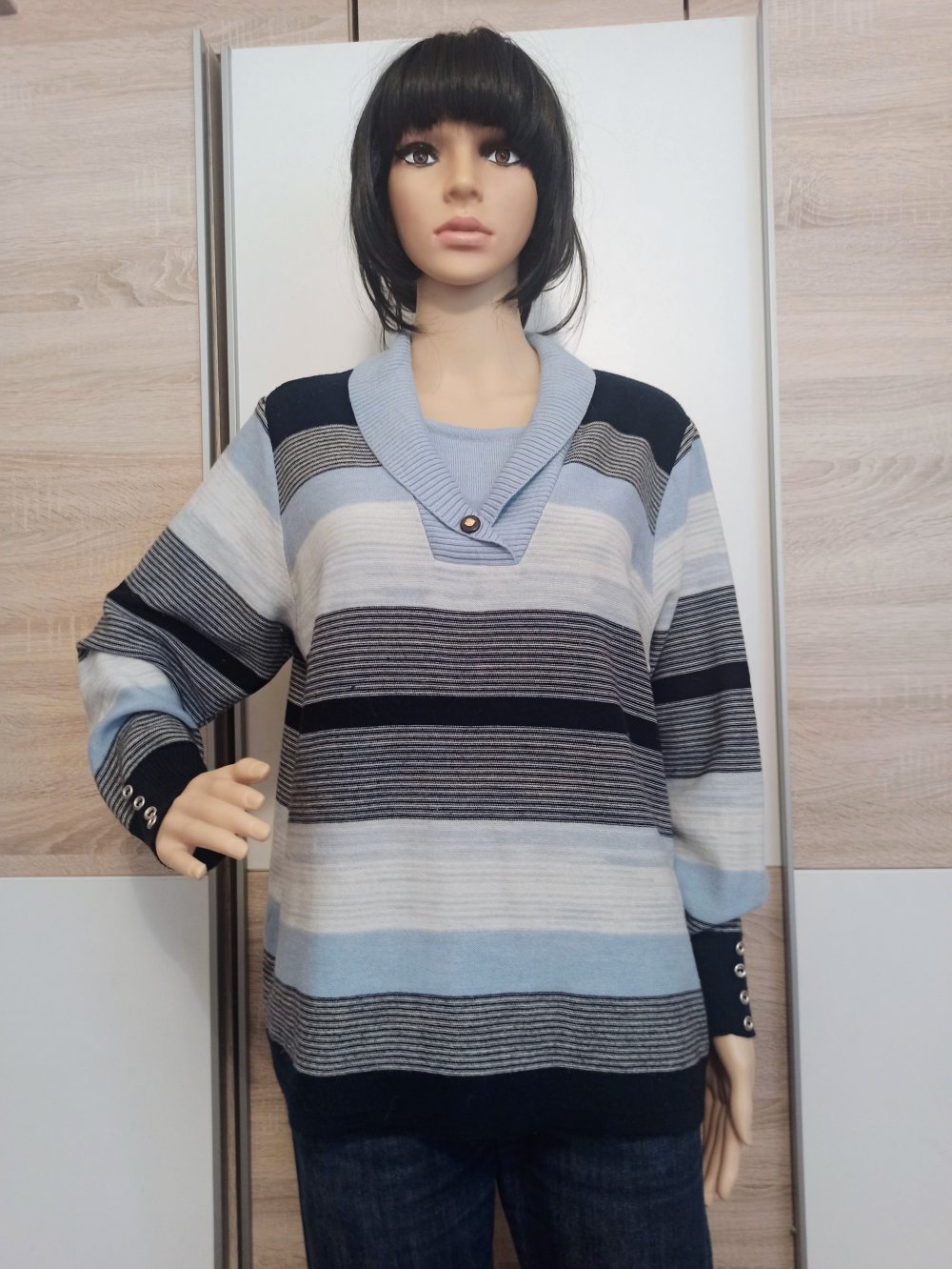 Schöner gestreifter Pullover blau/marienblau/weiß von Siegel