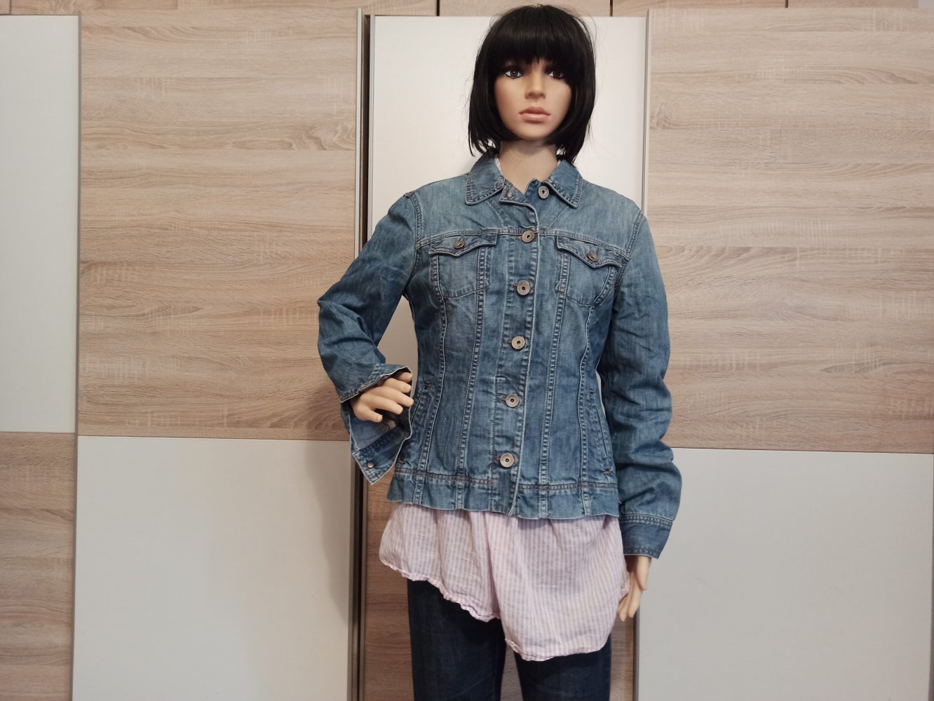 Schöne Jeans-Jacke von Esprit