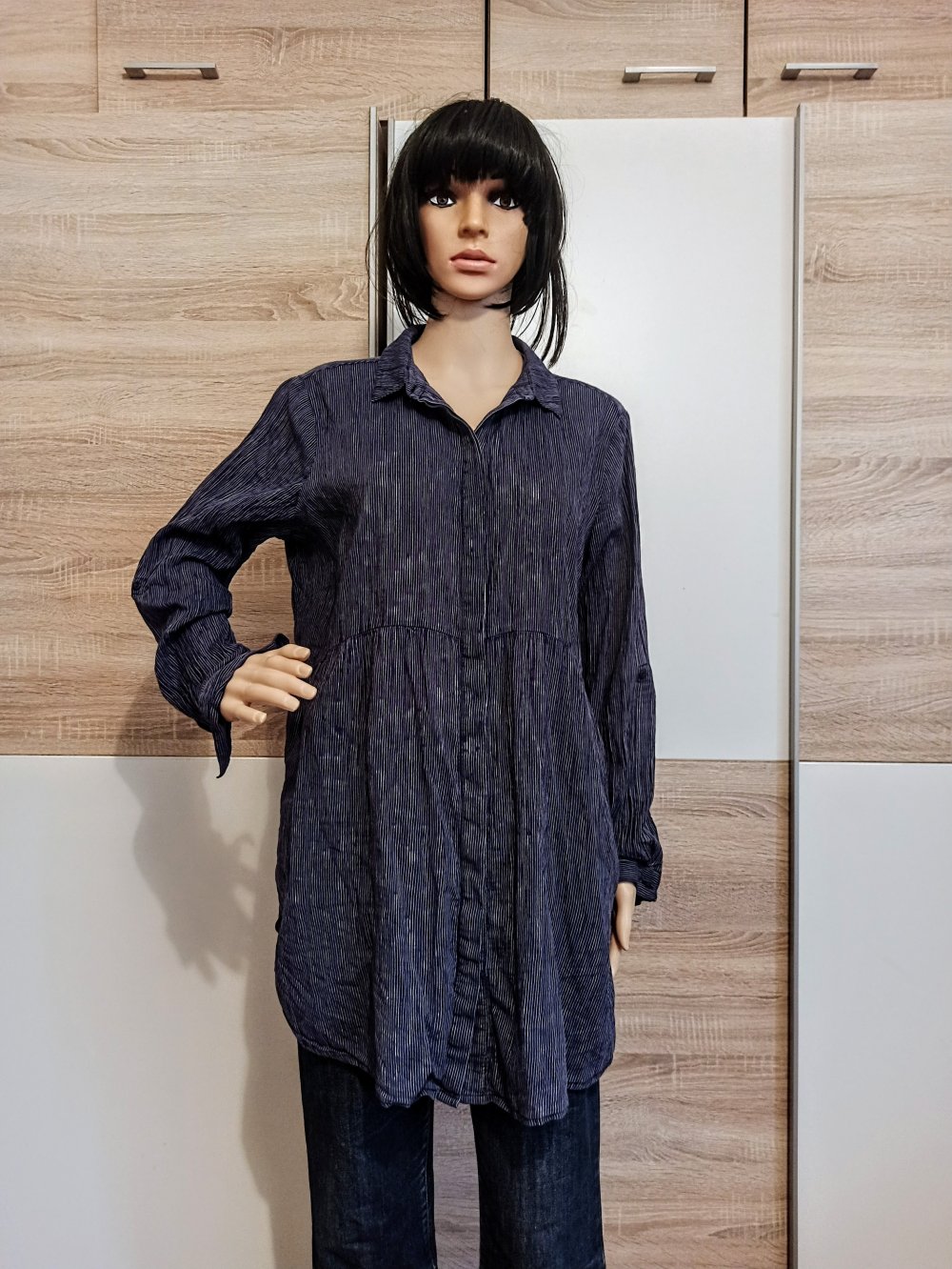 Schöne Bluse in Marienblau von Essentials